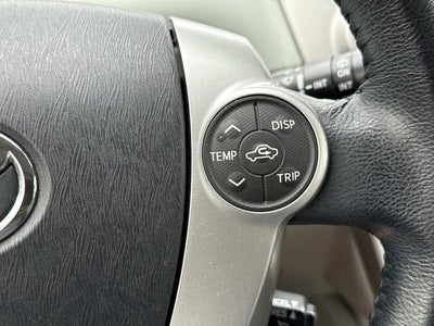 2013 Toyota Prius v Five