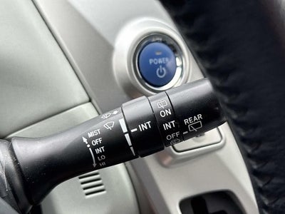 2013 Toyota Prius v Five