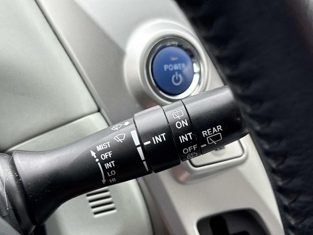 2013 Toyota Prius v Five