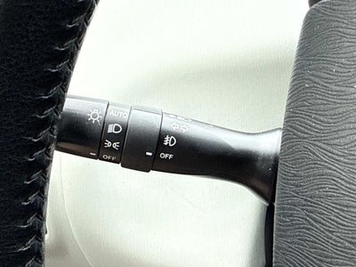 2013 Toyota Prius v Five