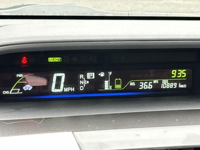 2013 Toyota Prius v Five