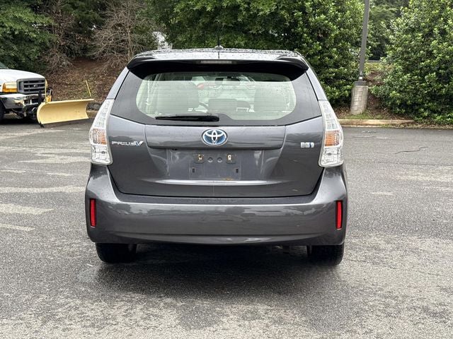 2013 Toyota Prius v Five