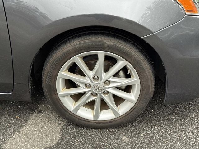 2013 Toyota Prius v Five