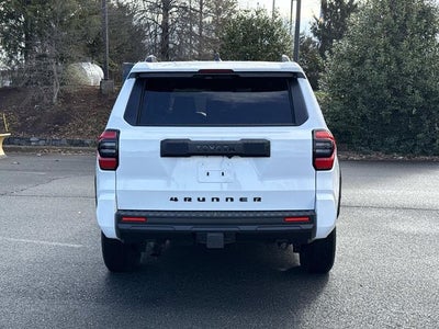 2025 Toyota 4Runner SR5