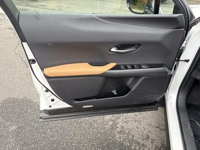 2024 Lexus UX 250h Premium