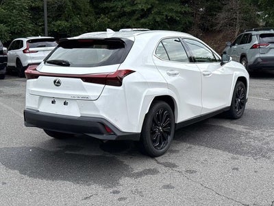 2024 Lexus UX 250h Premium