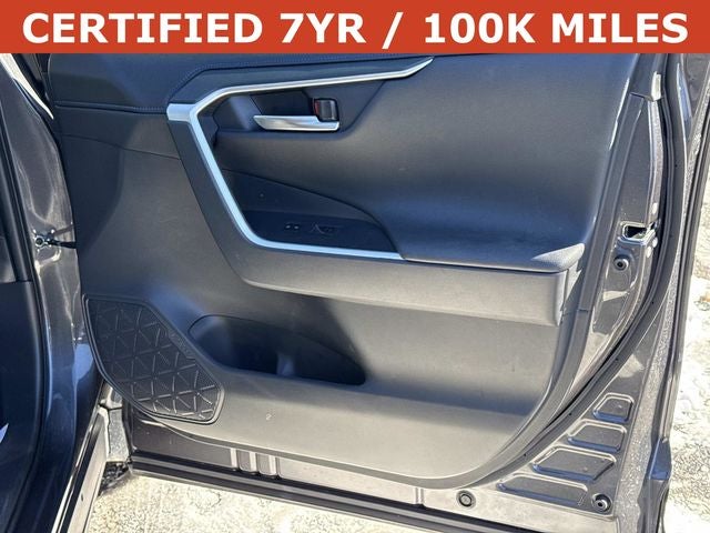 2025 Toyota RAV4 Hybrid XSE