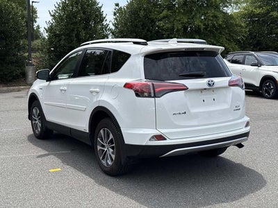 2016 Toyota RAV4 Hybrid XLE