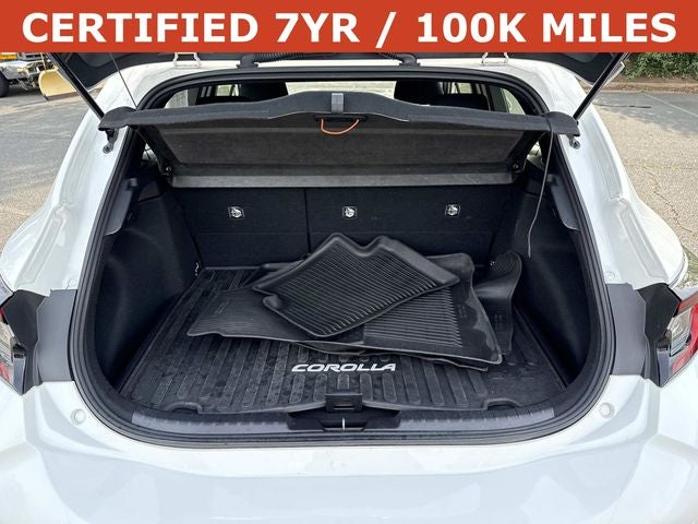 2023 Toyota Corolla Hatchback SE