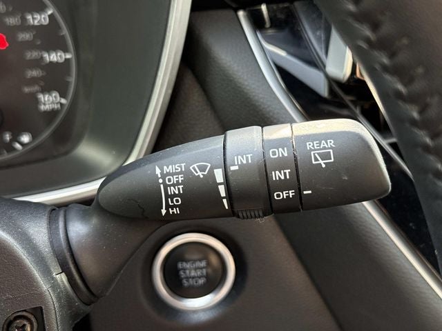 2023 Toyota Corolla Hatchback SE