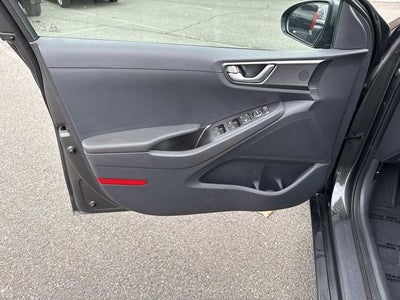 2021 Hyundai Ioniq Hybrid SE