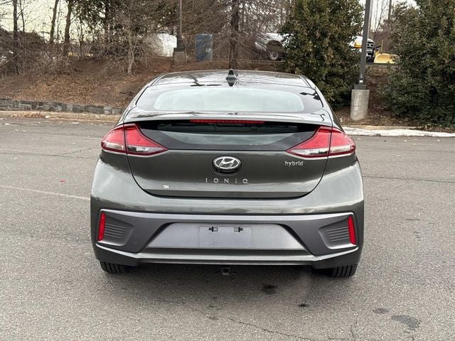 2021 Hyundai Ioniq Hybrid SE