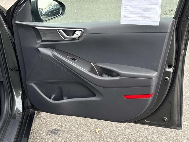 2021 Hyundai Ioniq Hybrid SE