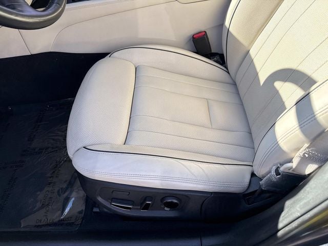 2016 Hyundai Genesis 3.8