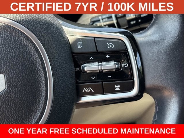2023 Kia Carnival SX