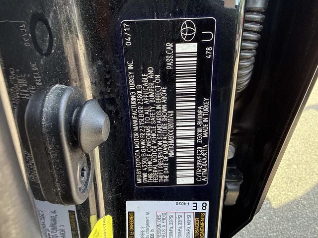 2018 Toyota C-HR XLE Premium