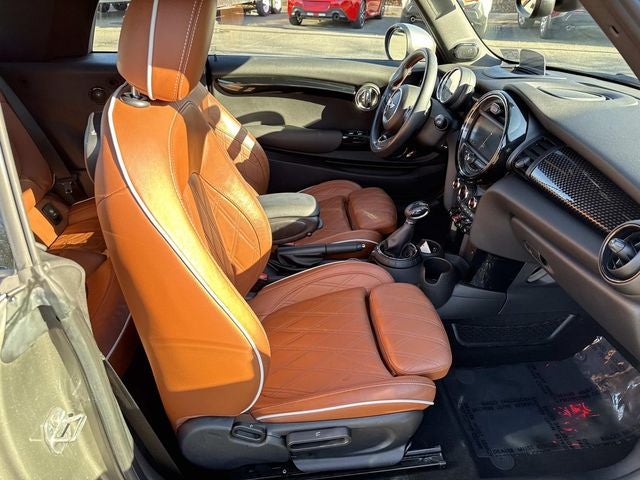 2016 MINI Cooper S Base