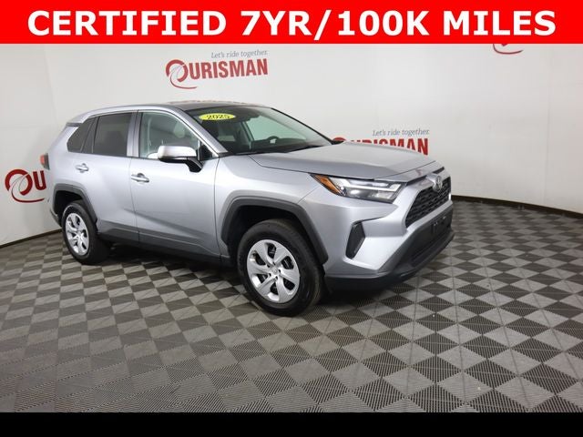 2025 Toyota RAV4 LE