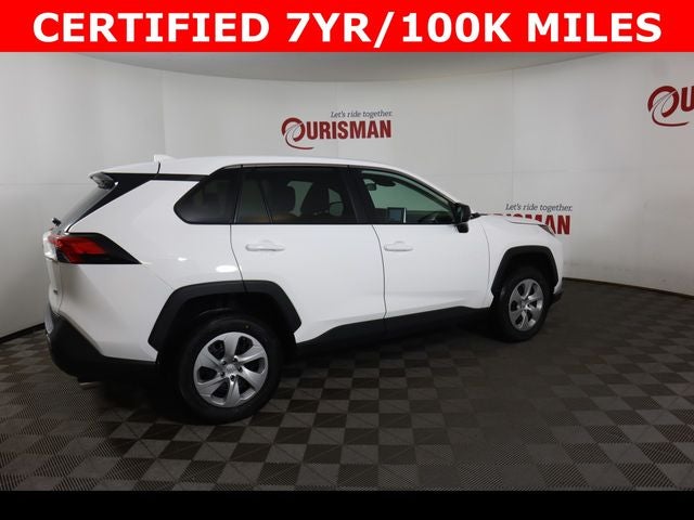 2024 Toyota RAV4 LE