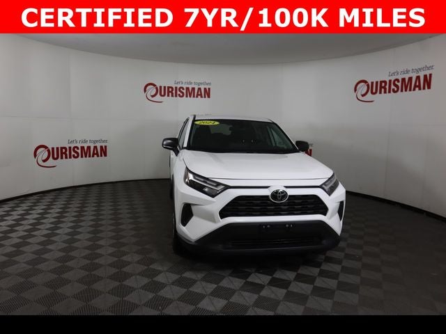 2024 Toyota RAV4 LE