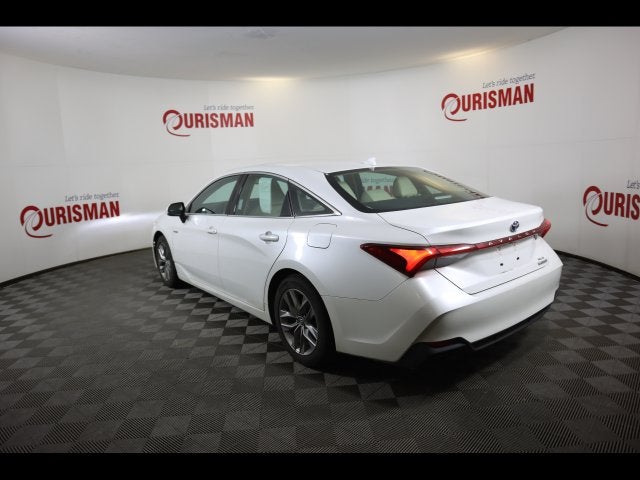 2020 Toyota Avalon Hybrid XLE Plus