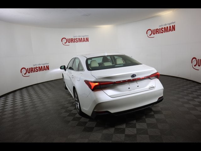 2020 Toyota Avalon Hybrid XLE Plus