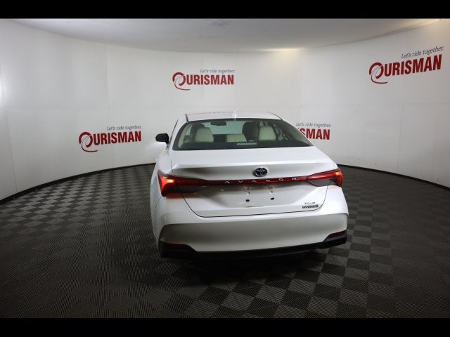 2020 Toyota Avalon Hybrid XLE Plus