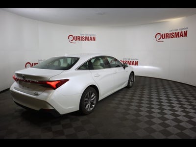 2020 Toyota Avalon Hybrid XLE Plus