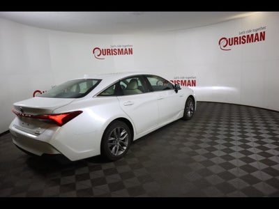2020 Toyota Avalon Hybrid XLE Plus