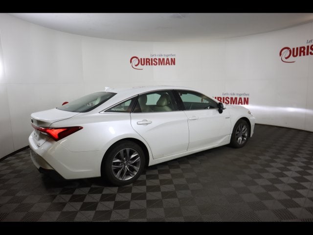 2020 Toyota Avalon Hybrid XLE Plus