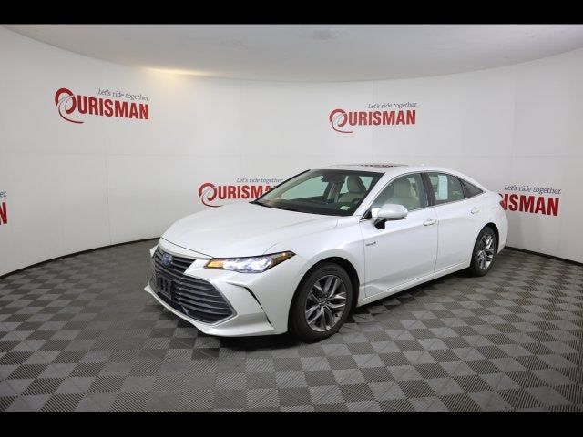 2020 Toyota Avalon Hybrid XLE Plus