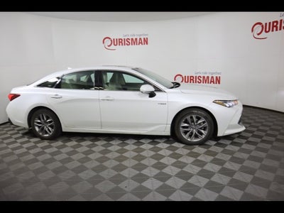 2020 Toyota Avalon Hybrid XLE Plus