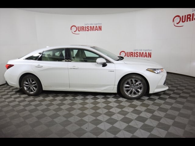 2020 Toyota Avalon Hybrid XLE Plus