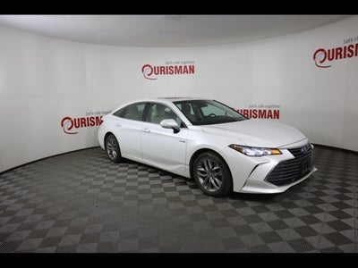 2020 Toyota Avalon Hybrid XLE Plus