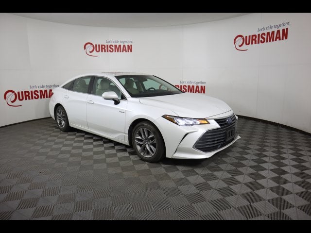 2020 Toyota Avalon Hybrid XLE Plus