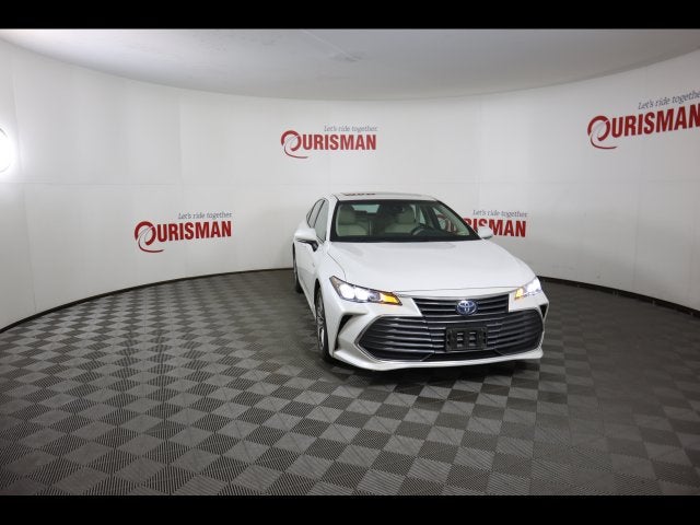2020 Toyota Avalon Hybrid XLE Plus