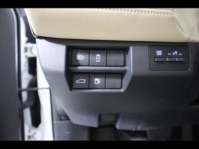 2020 Toyota Avalon Hybrid XLE Plus