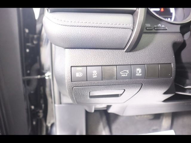 2021 Toyota Camry Hybrid LE