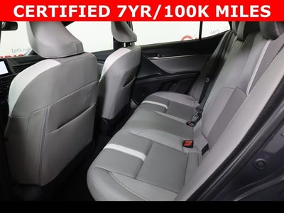 2025 Toyota Camry SE