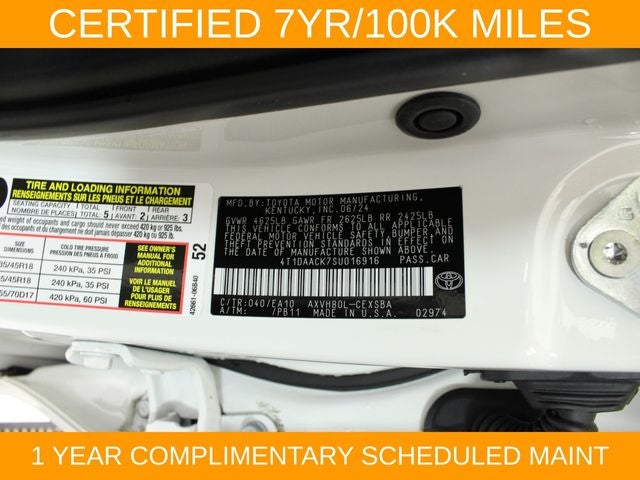 2025 Toyota Camry SE