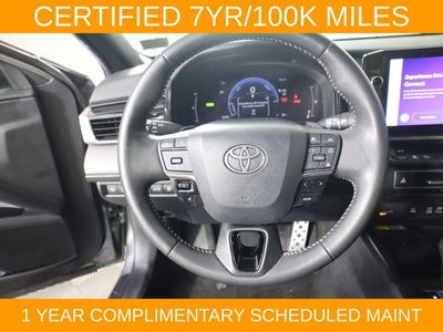 2025 Toyota Camry SE