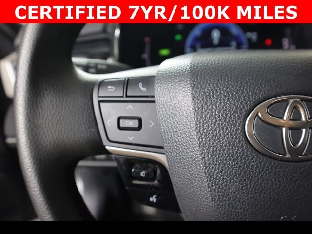 2025 Toyota Camry LE