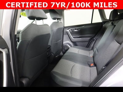 2022 Toyota RAV4 Hybrid XLE