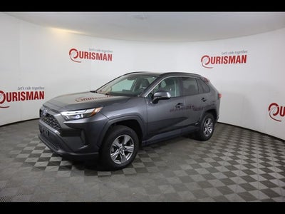 2022 Toyota RAV4 Hybrid XLE