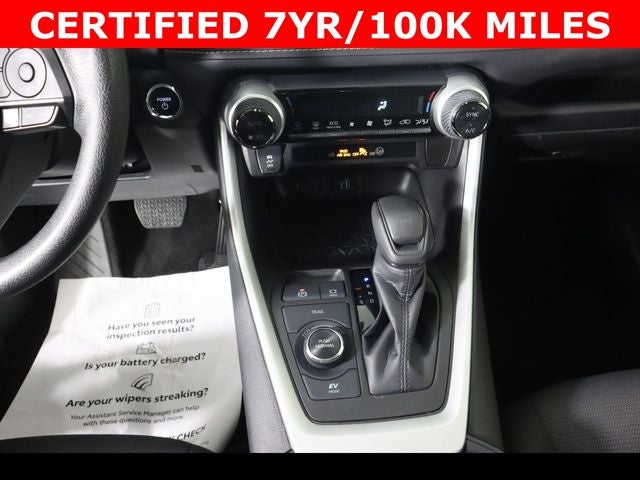 2025 Toyota RAV4 Hybrid XLE