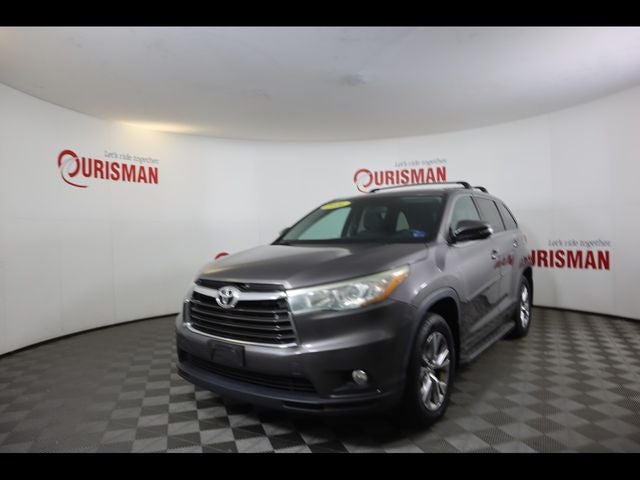 2016 Toyota Highlander LE V6
