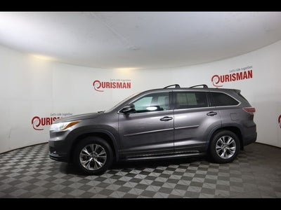 2016 Toyota Highlander LE V6