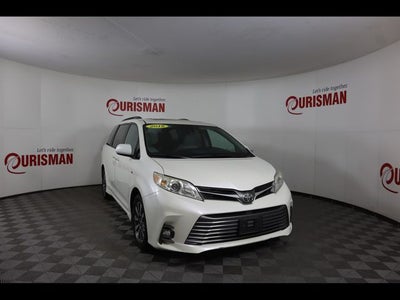 2018 Toyota Sienna XLE 7 Passenger
