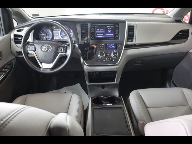 2018 Toyota Sienna XLE 7 Passenger