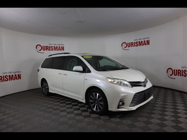 2018 Toyota Sienna XLE 7 Passenger